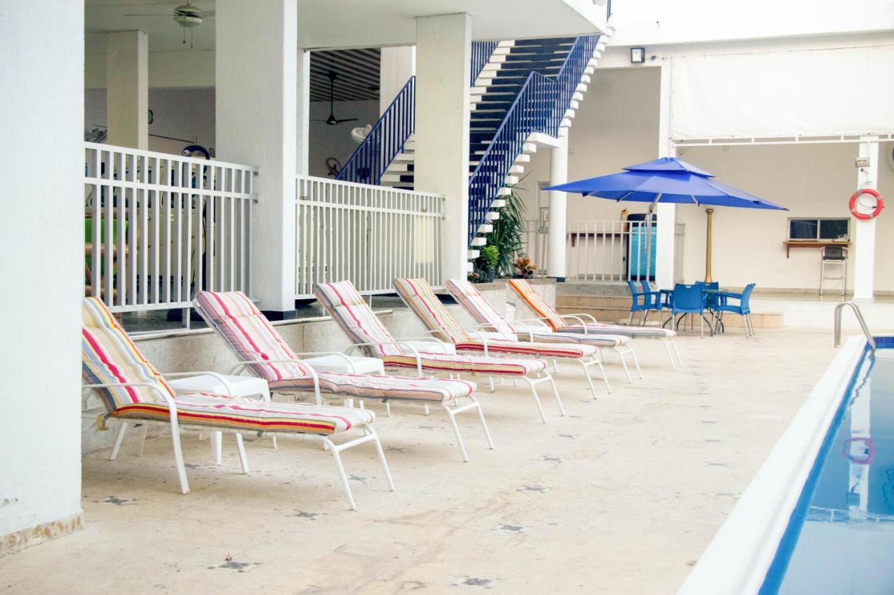 Hotel Mall Santana Del Río La Dorada Esterno foto